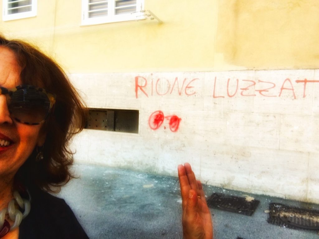 RIONE LUZZATTI - AUTHOR AND GRAFFITI